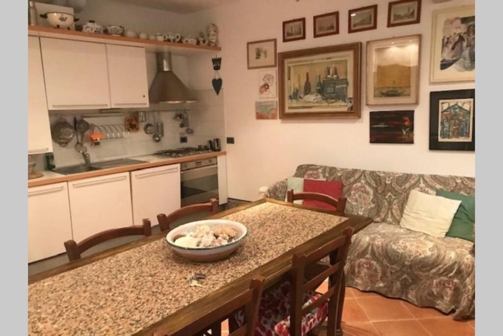Appartamento Tipico Con Corte Privata Veneza Exterior foto
